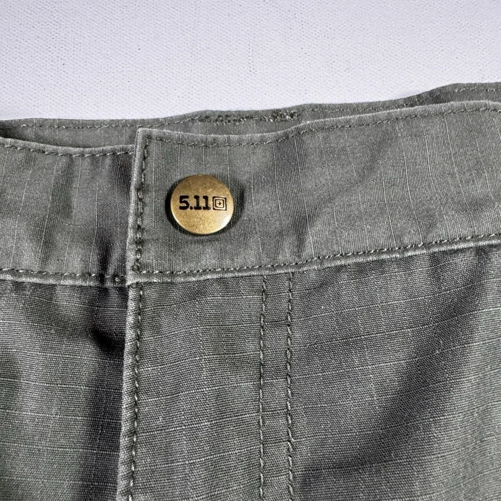5.11 Tactical Cargo Shorts Mens 38 Green Ripstop Elastic Waist Utility Hiking